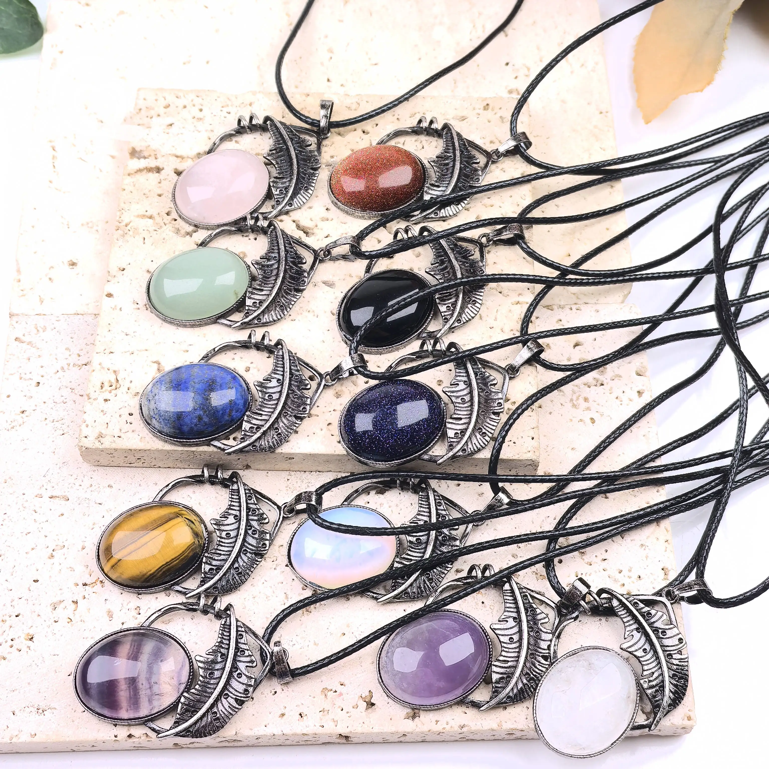

Oval Stone Antique Silver Feather Pendants Healing Crystal Amethyst Fluorite Tiger Eye Charms Necklace Vintage Jewelry QC3438