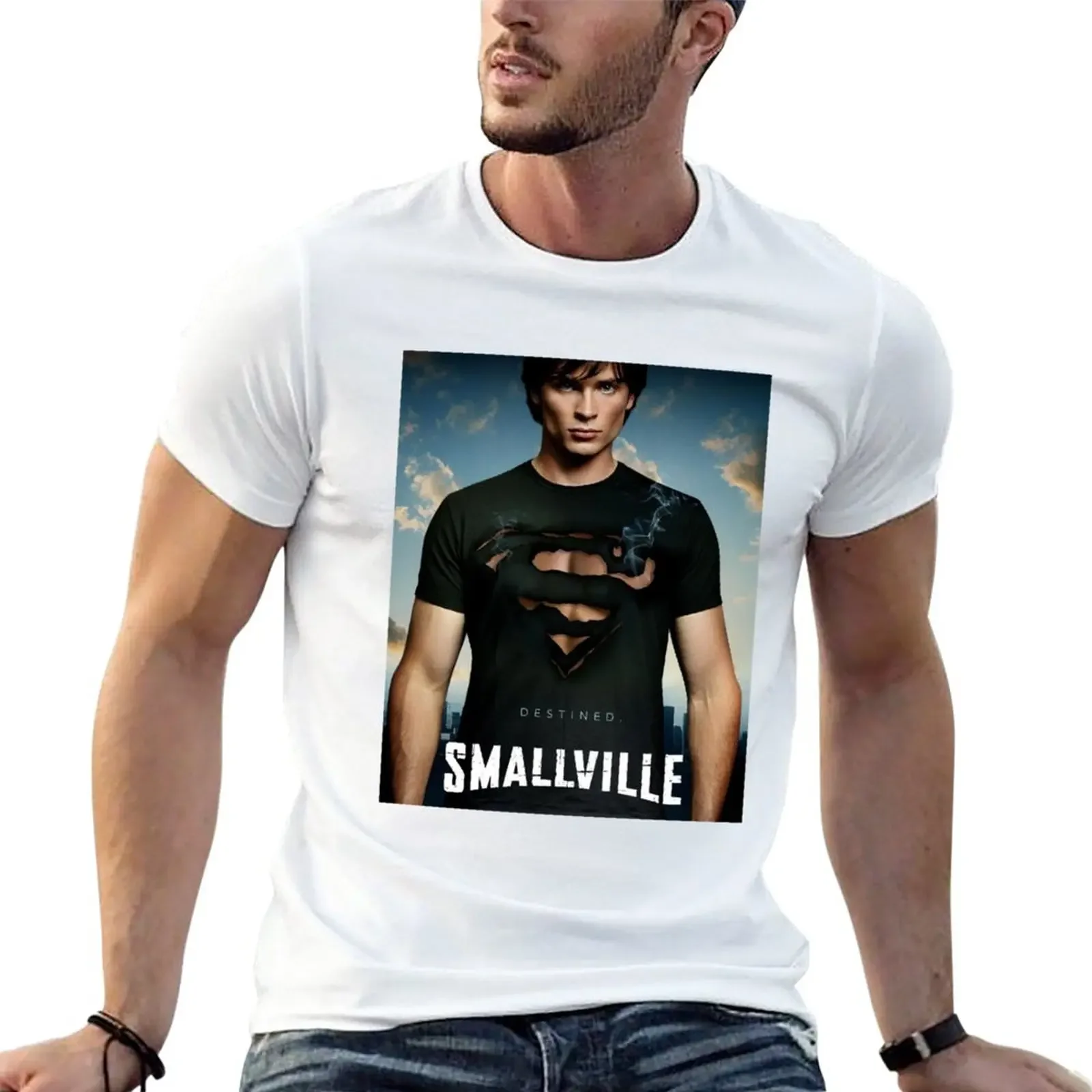 

New awesome smallville hero T-Shirt Tee shirt oversized t shirts Men's clothing