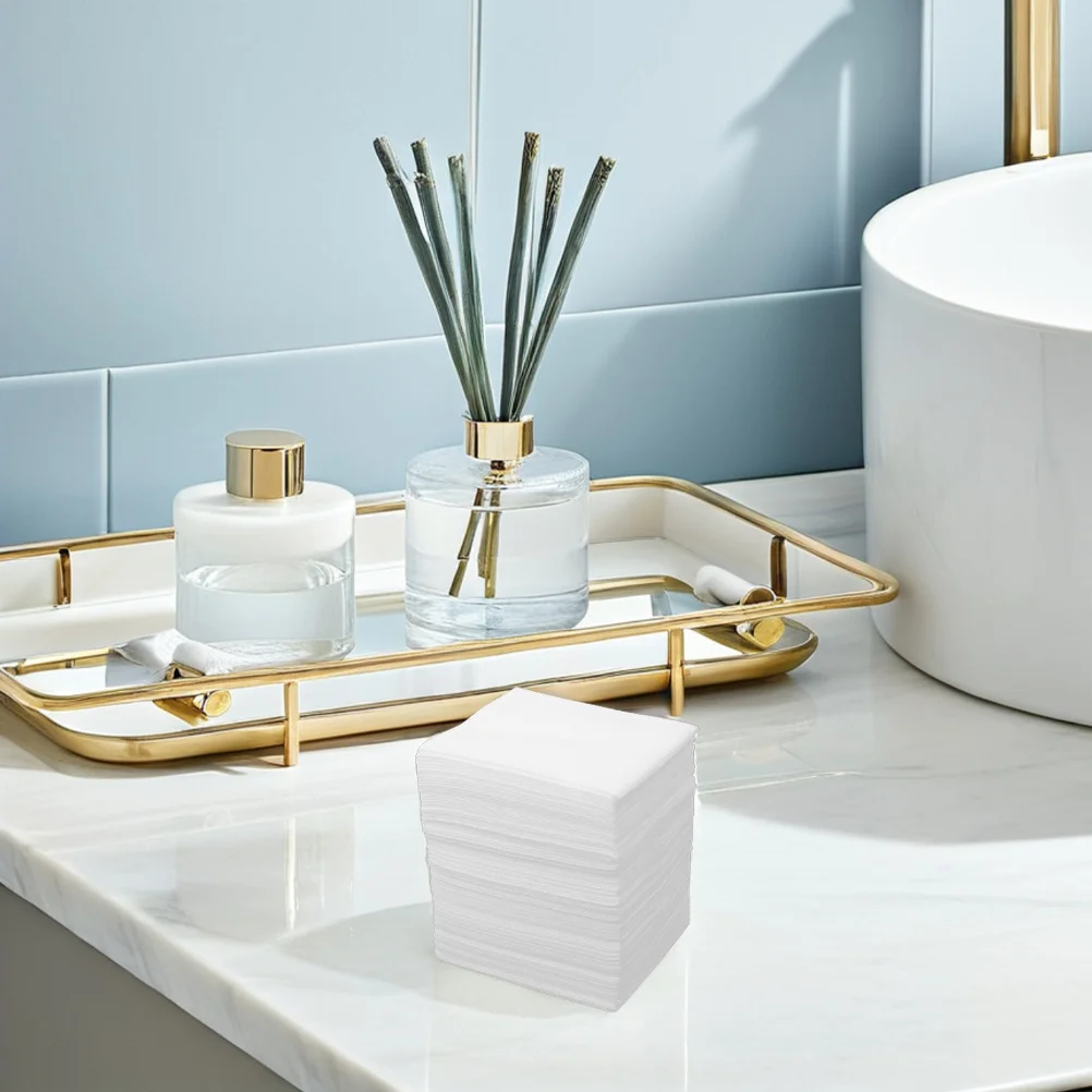 100 szt. Włókninowych płatków do demakijażu, miękkie, wielokrotnego użytku, do nakładania tonika na twarz, kwadratowe, do usuwania makijażu z oczu i ust, przenośne, niezbędne w podróży.