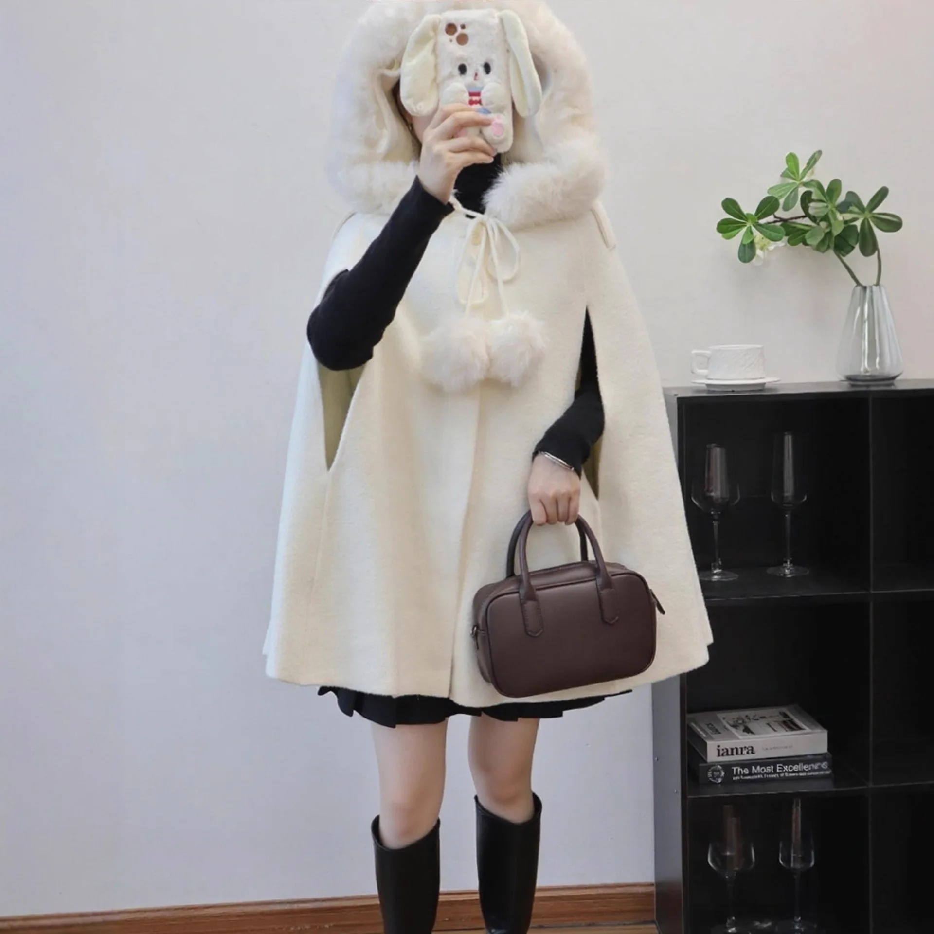 

Вязаные накидки, пальто, женские однотонные пончо, куртки с помпонами, меховой воротник, с капюшоном, без рукавов, свободный крой, толстые повседневные куртки, осень-зима 2024 г.