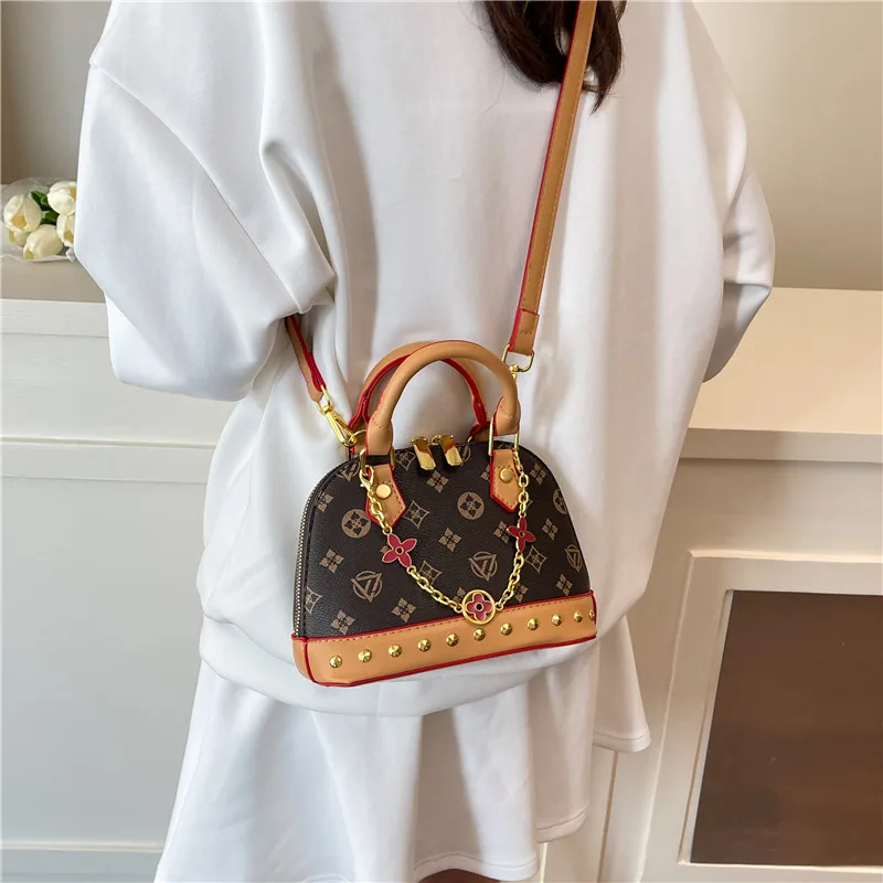 

Women's Fashion Leather Handbag Elegant Crossbody Shoulder Bag Luxury Classic Designer Tote For Stylish Look