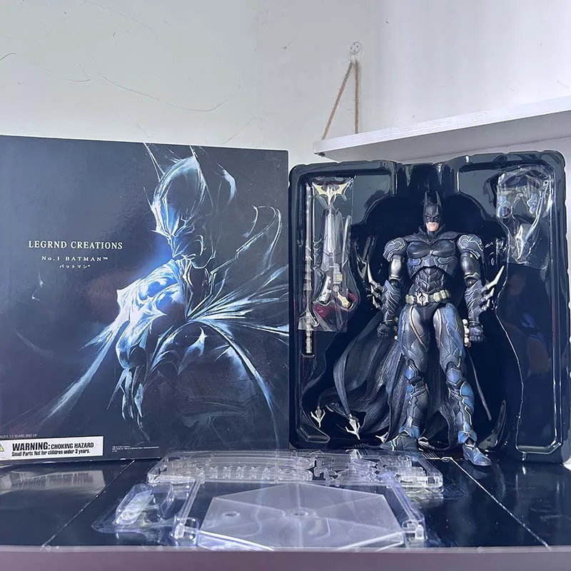 

Play Arts Kai 1/6 Batman Character Comic Series Batman Hight Quality PVC Action Figure Collectible Model Toys Gifts For Friends