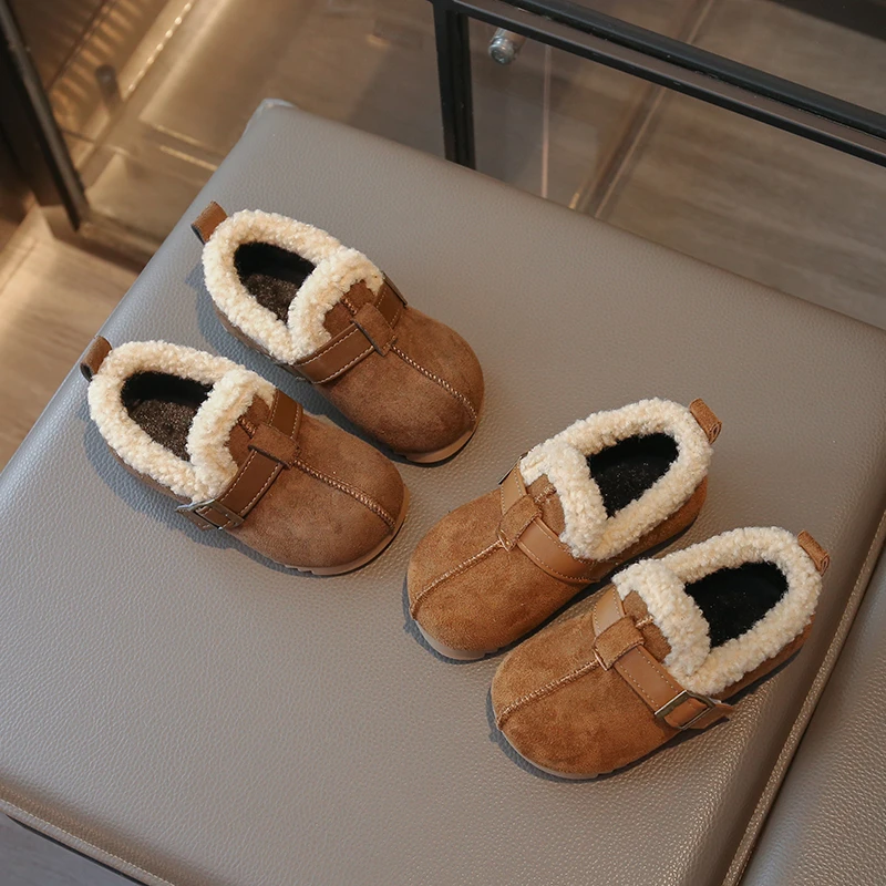 

Новинка 2024 года, уличная хлопковая обувь для девочек, зимняя пушистая детская повседневная плюшевая обувь, модная детская теплая обувь светло-коричневого цвета, универсальная