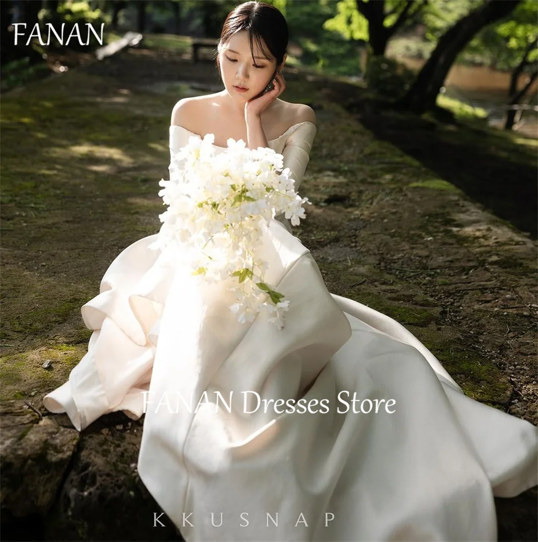 Fanan ชุดเดรสแต่งงานแขนสั้นเกาะอกงาช้างหรูหราแบบเกาหลีสำหรับงานแต่งงานงานปาร์ตี้ชาวเมอร์เมดซาตินเปิดไหล่ชุดเจ้าสาวมีไซส์ใหญ่พิเศษ