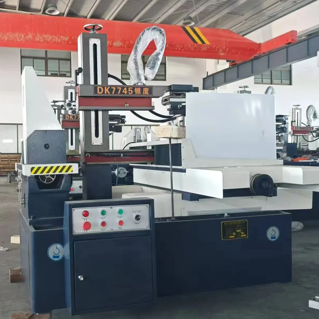 DK7740 Erosion 5 Ax…