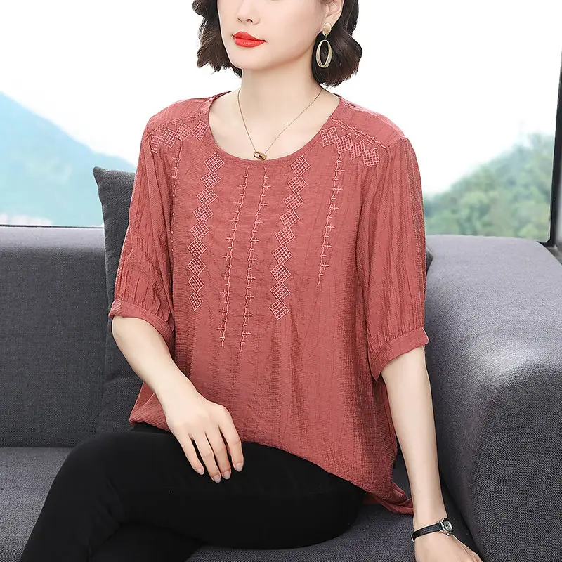 

Сплошная цветная летняя футболка с круглым вырезом и рукавами в пять точек для женщин, новый женский топ 2025 г.