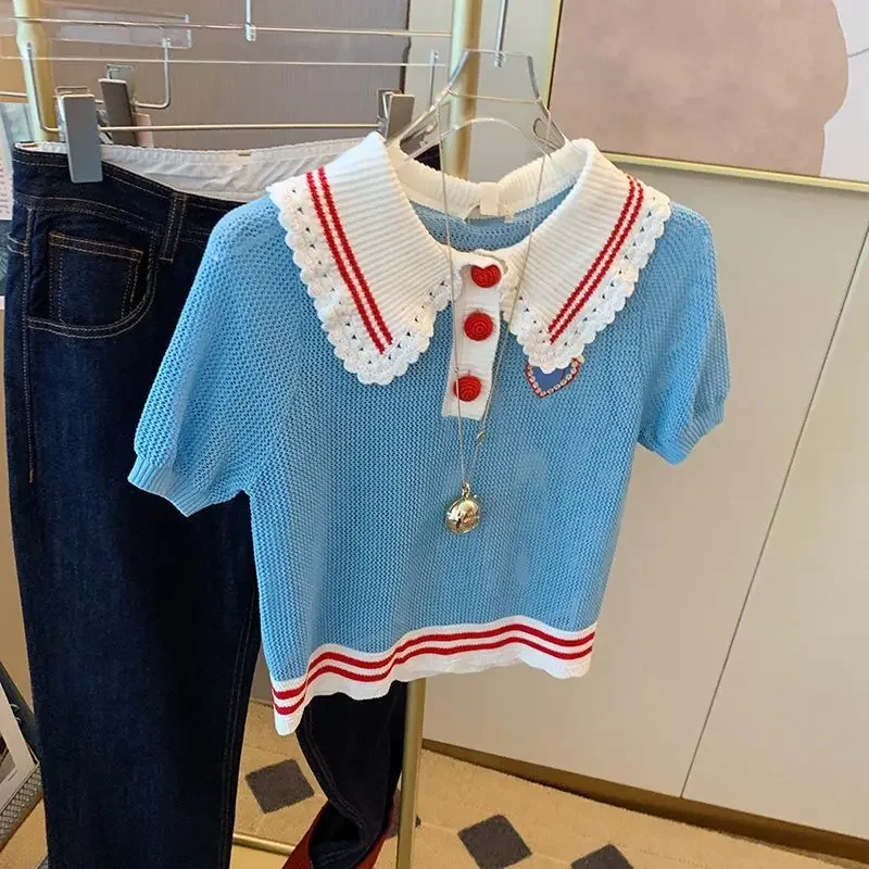 Estilo francês doce gola boneca bordado camisola de malha de manga curta feminina 2025 verão nova malha curto topo
