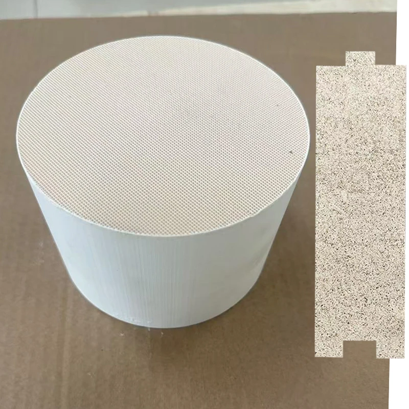 

Каталитический нейтрализатор для бензиновых автомобилей, диаметр 106 мм, EURO 5, керамический сотовый, высокоэффективный, для контроля выбросов