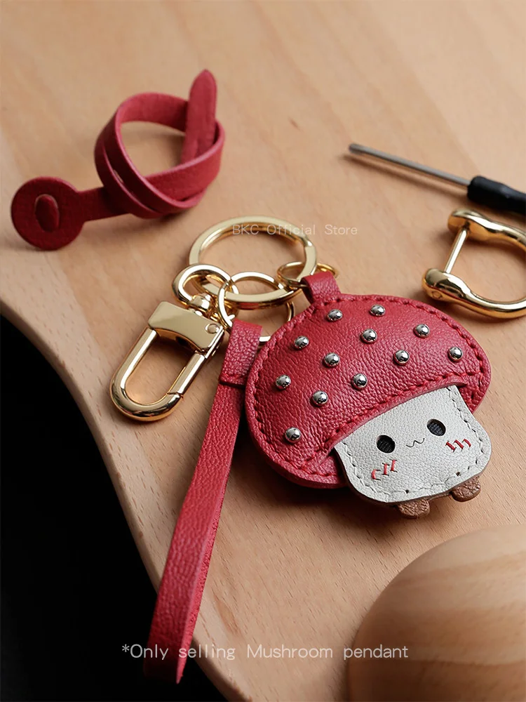 Premium Goat Leather Red Mushroom Bag Charm Handmade Waxed Thread Saddle Stitch Detachable Strap Bag Pendant，Keychain Accessory