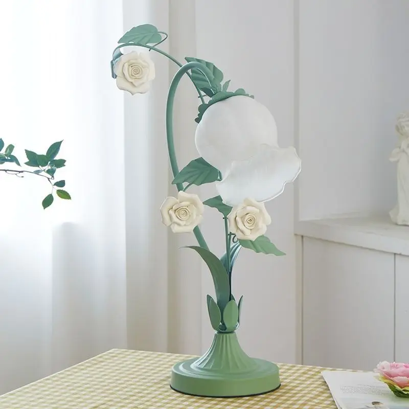 Decorative rose flower creative desk lamp warm bedroom bedside night lamp pastoral wedding Joe birthday gift desk lamp