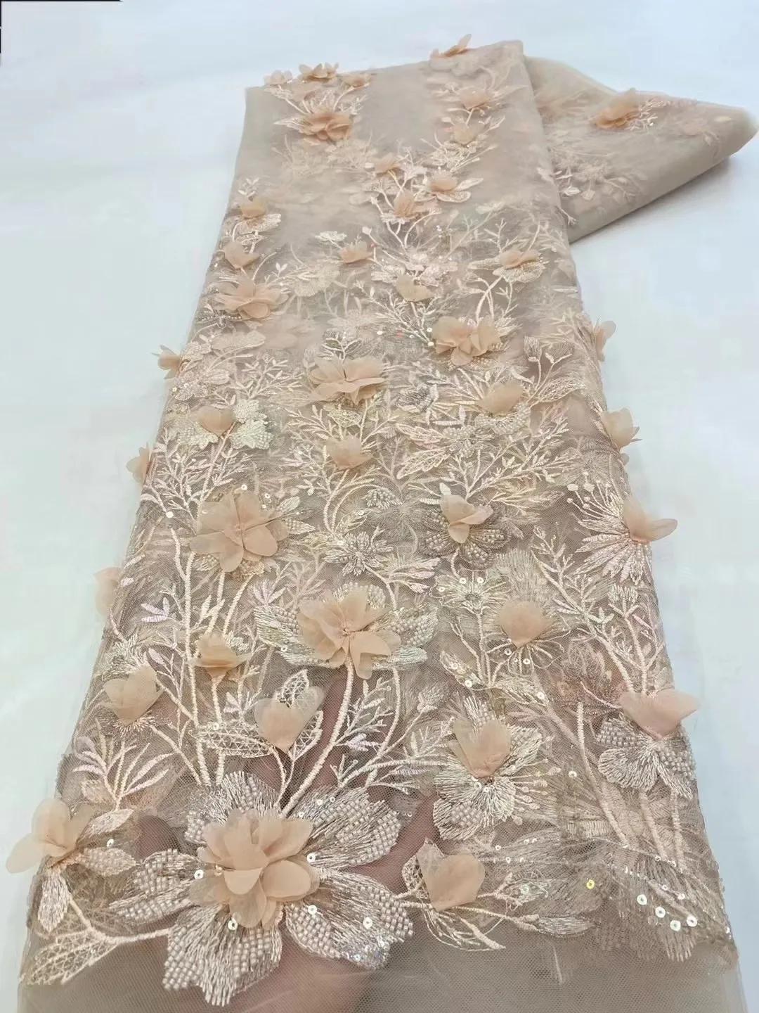Fashion French Mesh 3D Flowers Embroidery Beaded Lace Fabric with Sequins African Nigerian Fabric for Wedding Dress HXZ6120