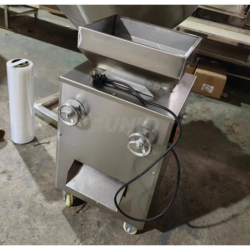 

Машина для нарезки арахиса, грецких орехов, фисташек, миндаля, измельчения в гранулы, шлаковки, дробления, измельчения соевых бобов