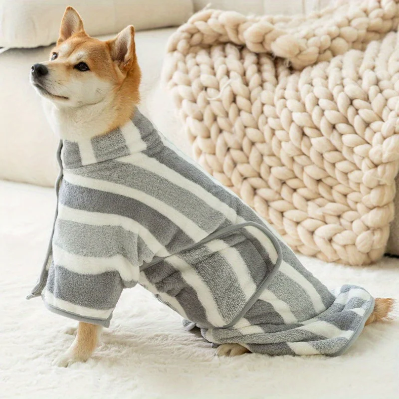 1Pcs Large Pet Towel Pet Bath Towel Drying Bath Towel Water Absorbent Quick-Drying Dog Bathrobe