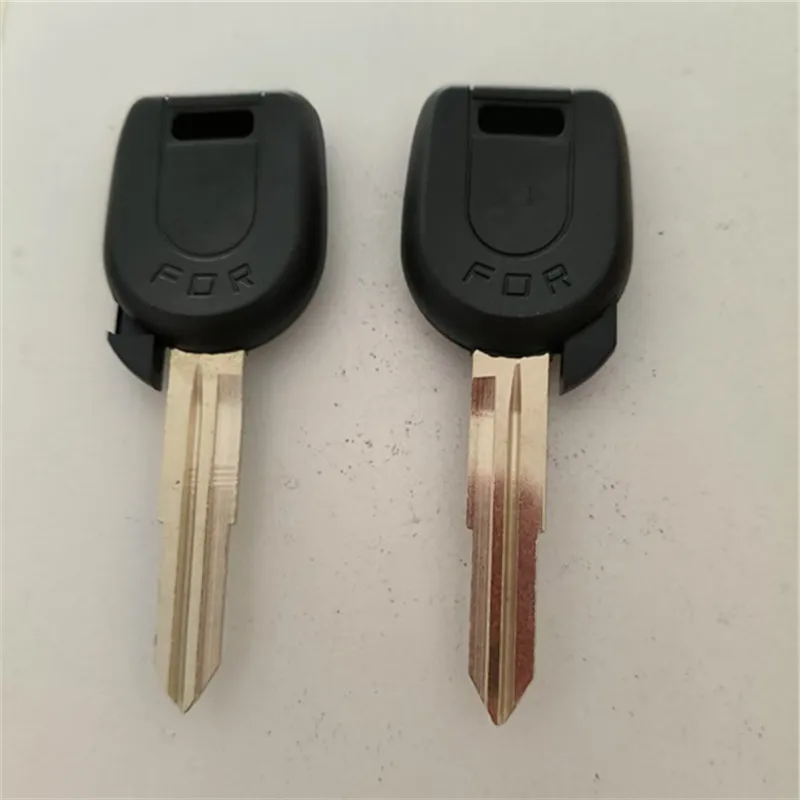

10PCS Transponder Blank Chip Key Case Replacement For Mitsubishi Lancer Shogun Pajero Montero L200 Triton Right/Left Blade