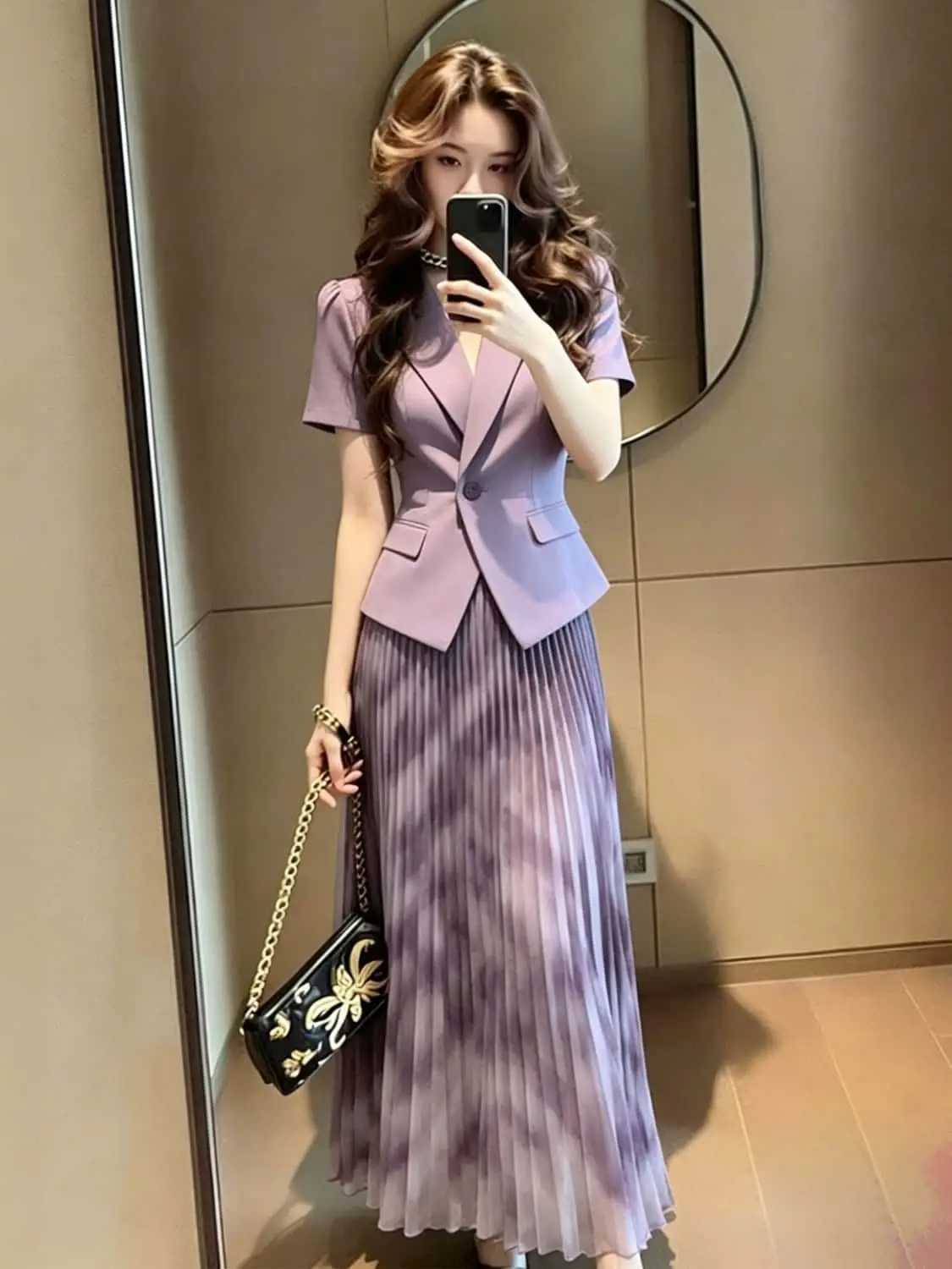 

New High End Office Lady Summer Women's Suit Laple Short Sleeve Slim Blazer Coat + Contrast Color Pleated Skirt Two Piece Set