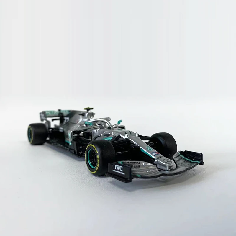 ブラーゴ-車のディスプレイコレクションモデル,ペトロナ,w10 eq power f1 2019,no.77おもちゃ,1:43, 2019