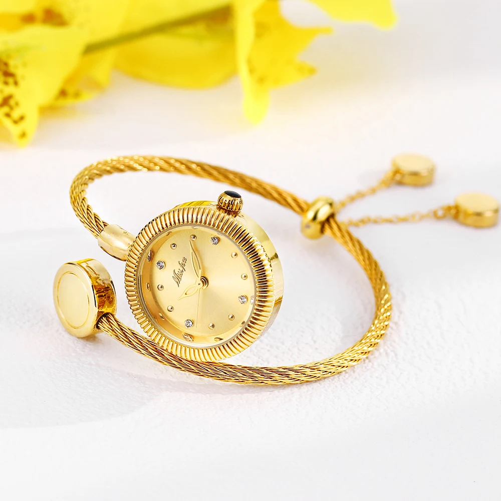 Missfox-Mini relojes dorados para mujer, reloj pequeño de banda abierta a la moda informal, relojes de pulsera con batería para mujer, nuevo regalo