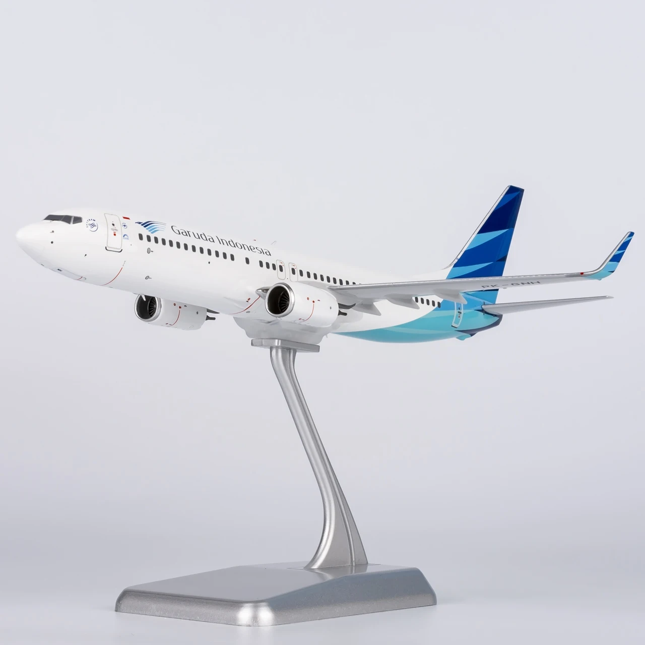 08022 Alloy Collectible Plane Gift NG Model 1:200 Garuda Indonesia 