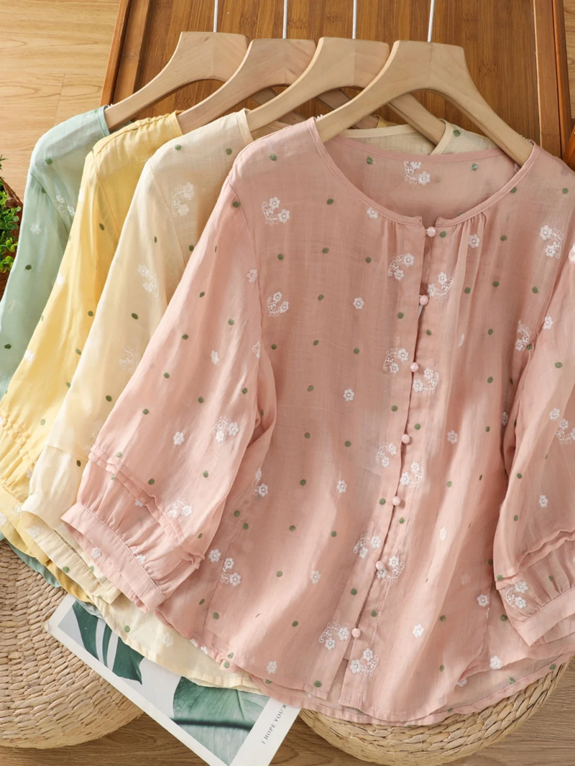 

Retro Heavyweight Embroidered Linen Shirt Women Summer Artistic Loose Slimming Casual Cotton Linen Five-Quarter Sleeve Top