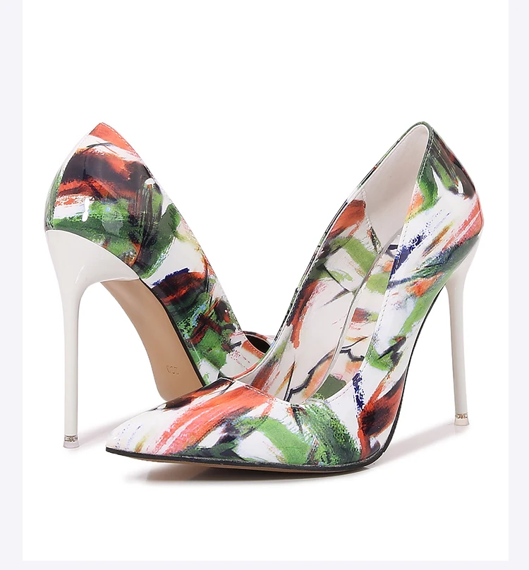 Crossdresser 2024 Floral Printed 11cm Ultra High Thin Heels Women Shoes Dance Pumps Bridal Patent Leather Pointed Toe Stilettos