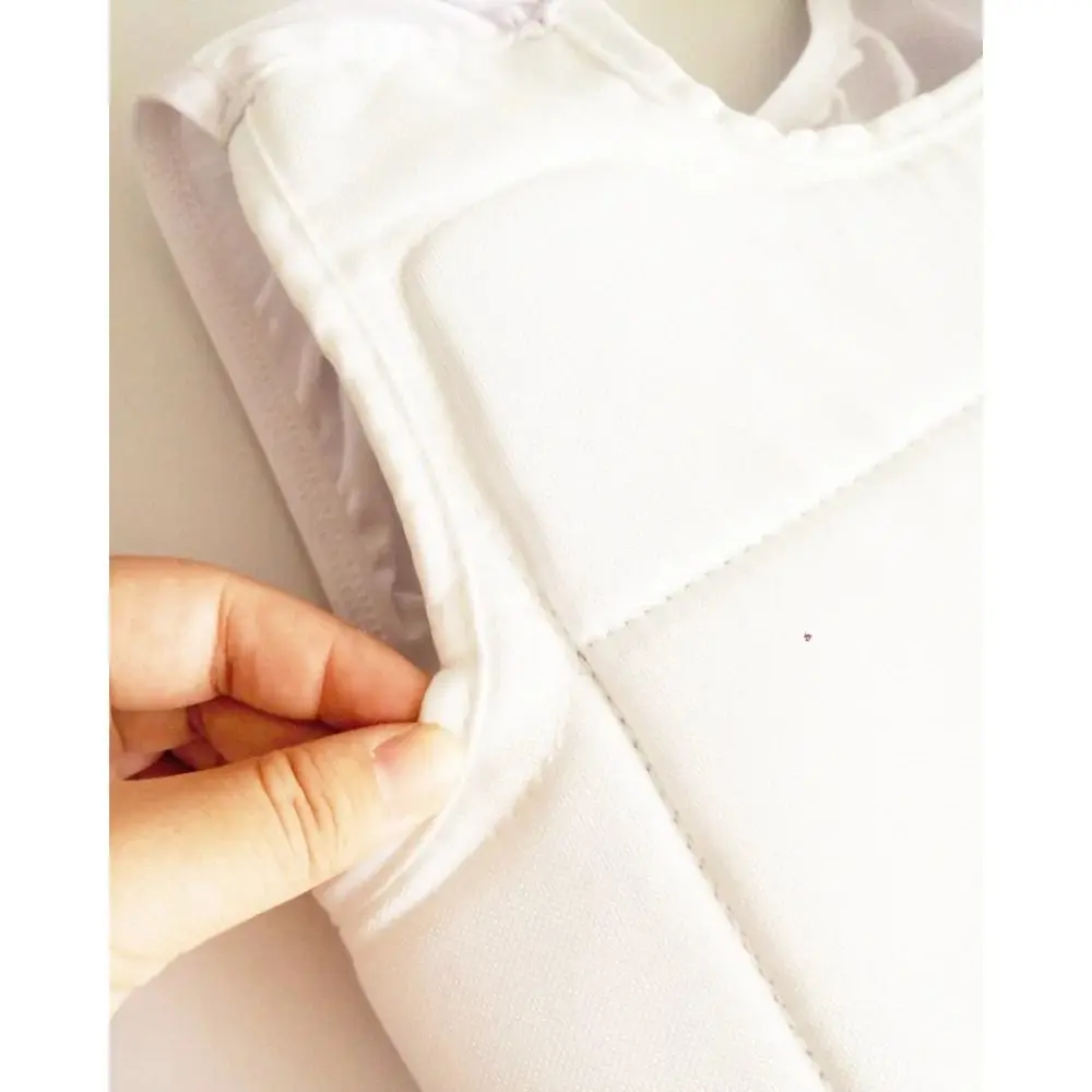

Adjustable Taekwondo Protector Vest Heavy Punching Body Protector Taekwondo Chest Guard Training Uniform Martial Arts
