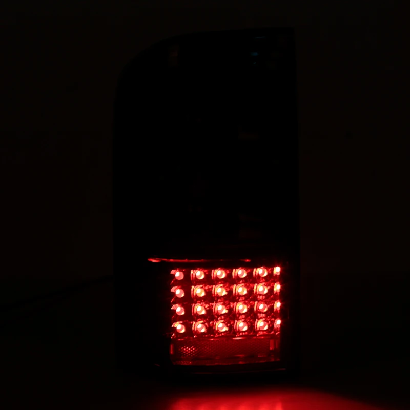 Rear Tail Light ABS Brake Lamp Tail Lamp Warning Signal Lamp Accesories For Nissan Patrol Y61 1997 1998 1999 2000 2001-2004