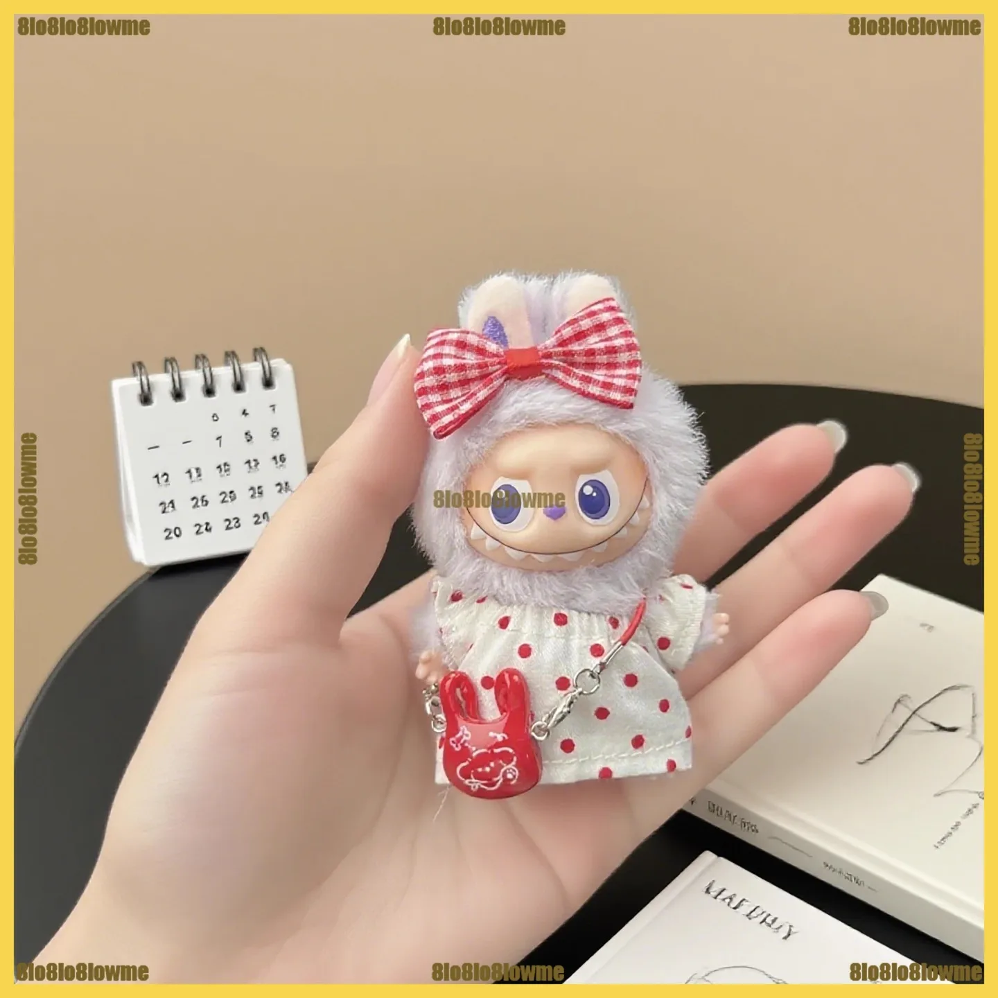 

Модные аксессуары для кукол, новая одежда Labubu 4,0, милое платье с поясом, сумка, комплект из 3 предметов, мини-плюшевая кукла, одежда