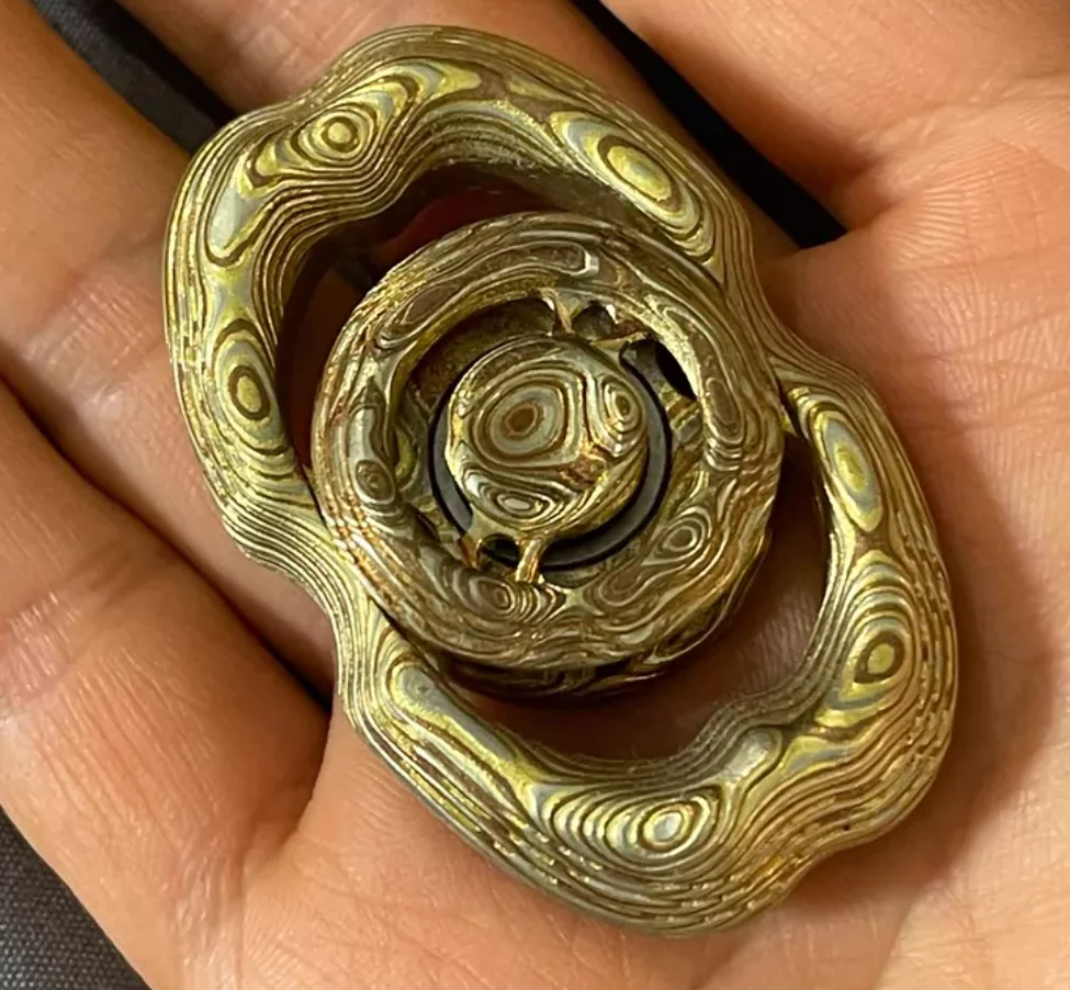 

Used EDC LQ Wood Grain Gold Obsidian mokume spinner Fingertip gyroscope Decompression toys