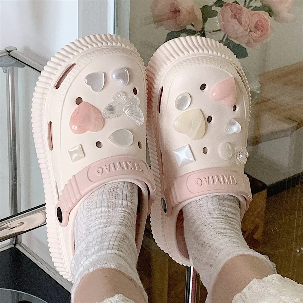 Women\'s Summer Water Diamond Love Hole Shoes Wearing Beach Shoes Outside EVA Soft Thick Sole Creative Contrast Color Baotou