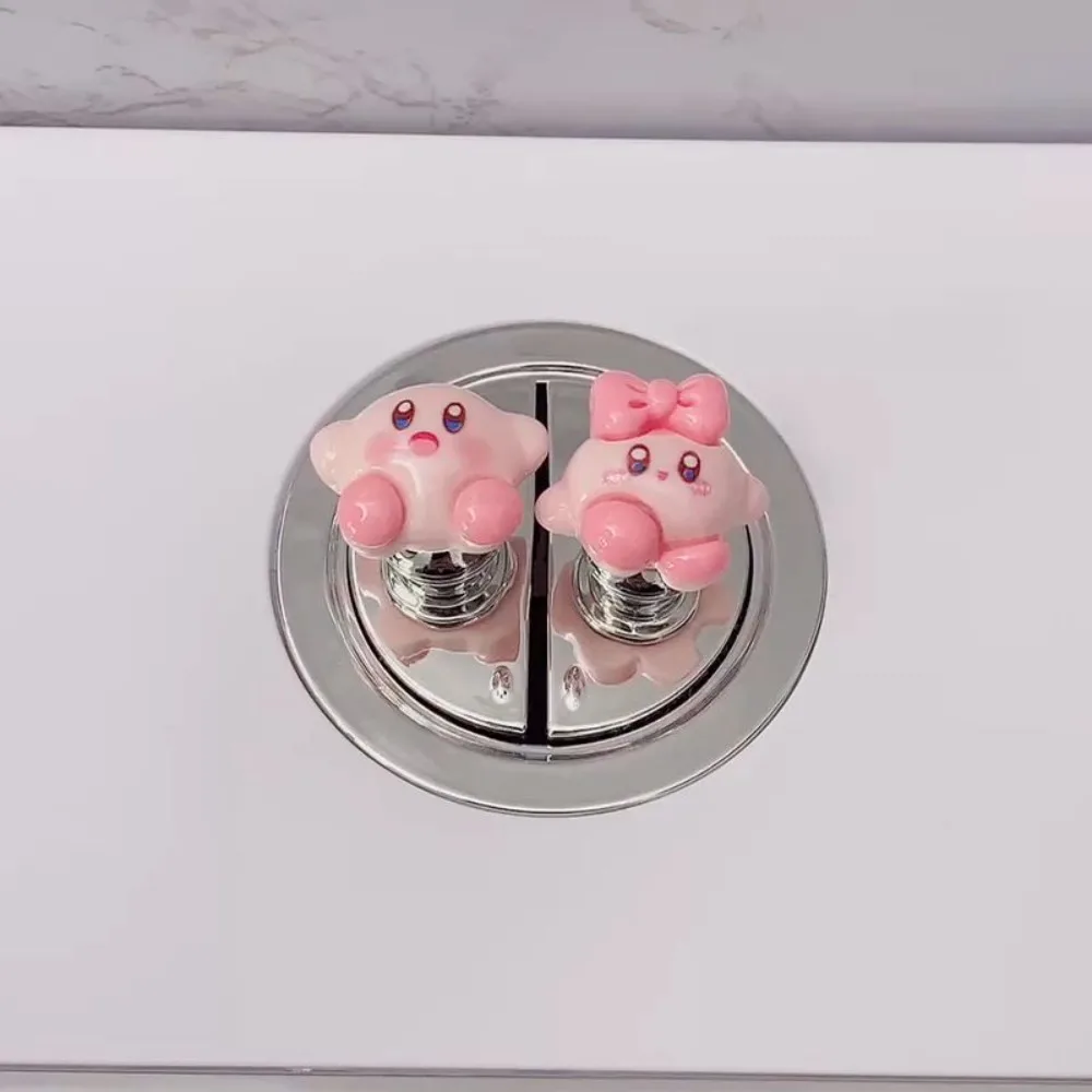 Uroczy przycisk spłuczki do toalety w kształcie Kirby, kreatywny uchwyt na pokrywę, prezent