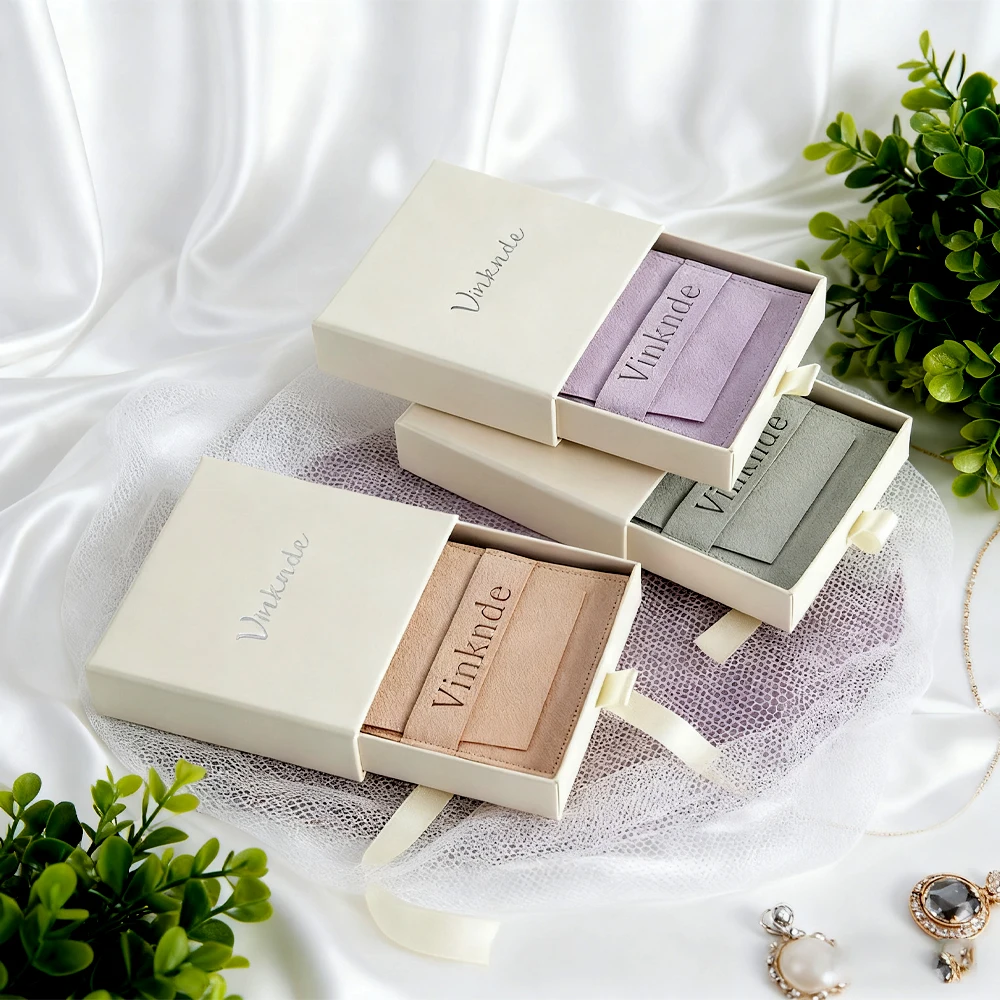 

Custom Logo Beige Sliding Drawer Cardboard Paper Earring Ring Necklace Jewelry Box Packaging With 8x8cm Microfiber Velevt Bag
