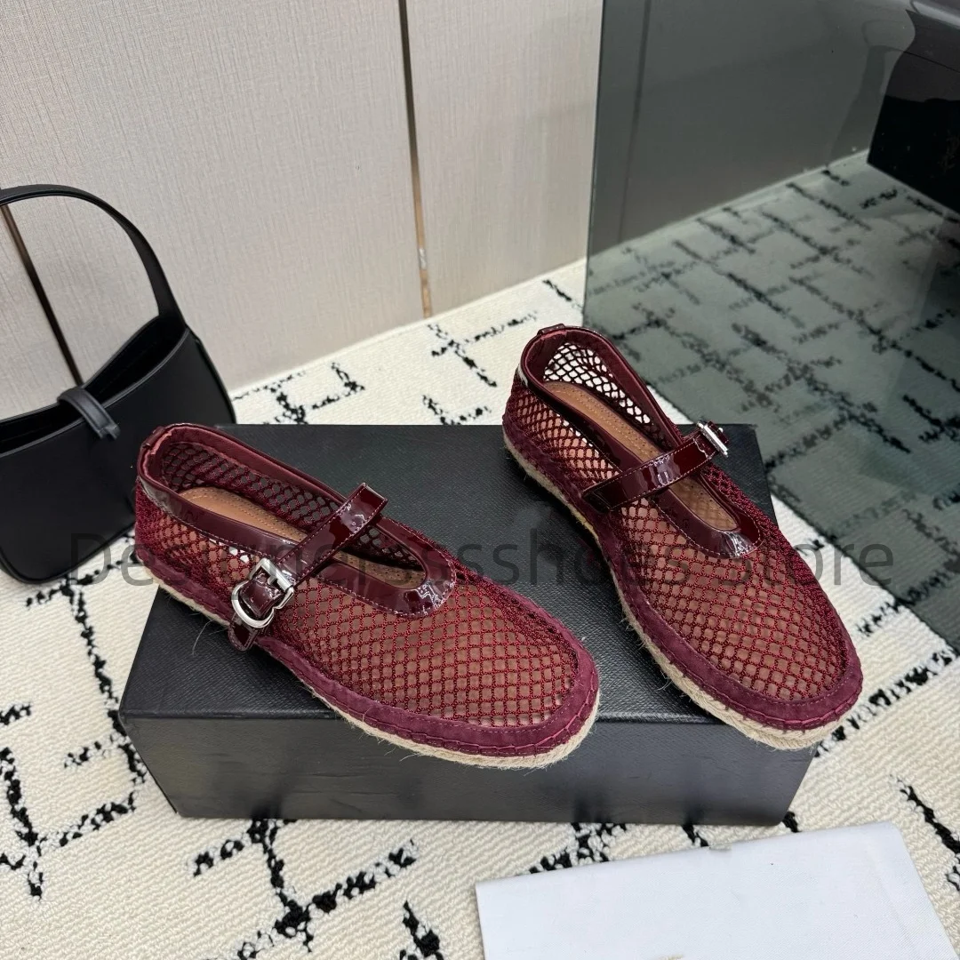 2026 Retro Fishnet Mary Jane Shoes Patent Leather Sheepskin Insole Italian Leather Outsole Metal Buckle Strap