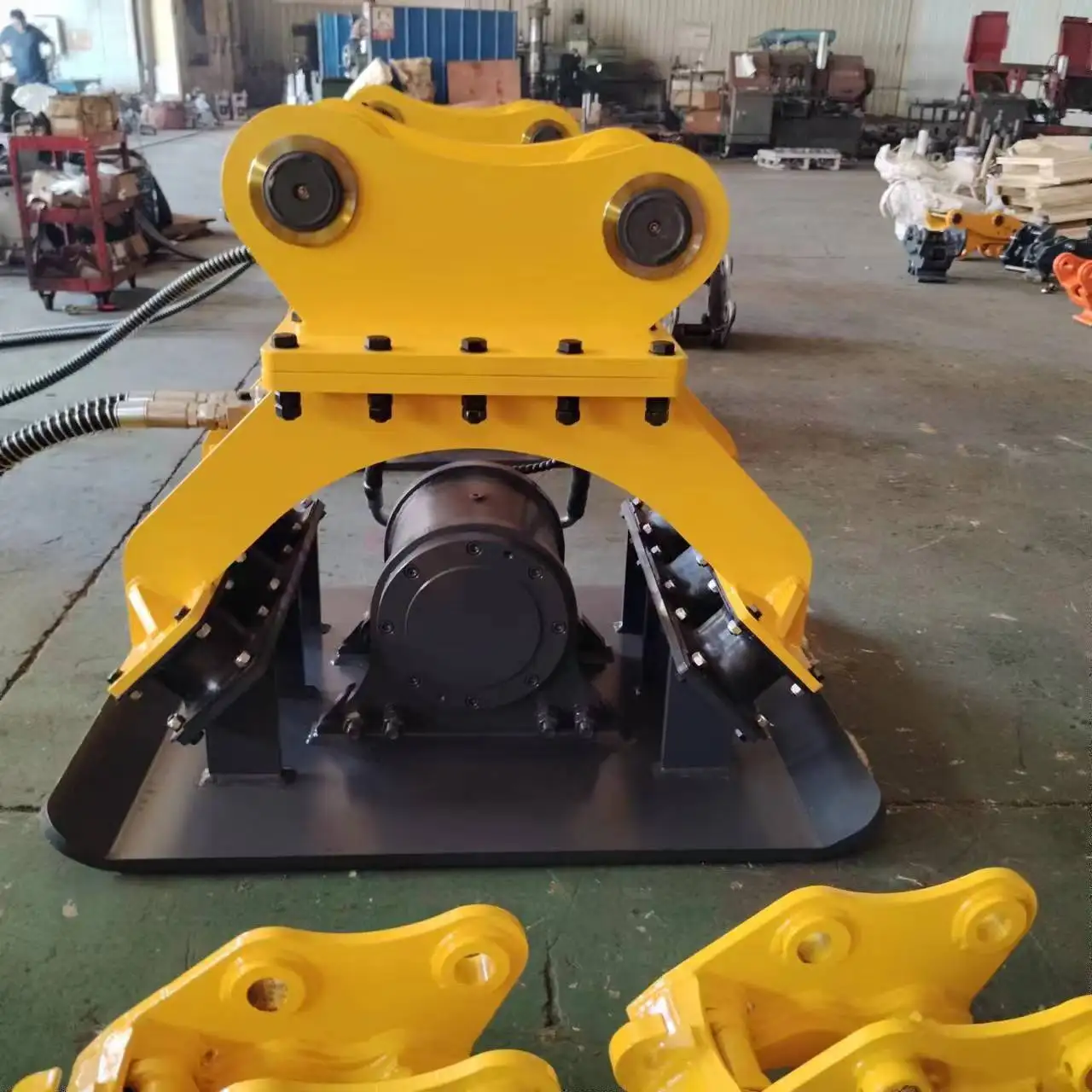 DHG-06 Hydraulic Plate Compactor Vibrating Compactor Hydraulic Compactor Plate Excavator Vibrator for 12-18 Ton Excavator