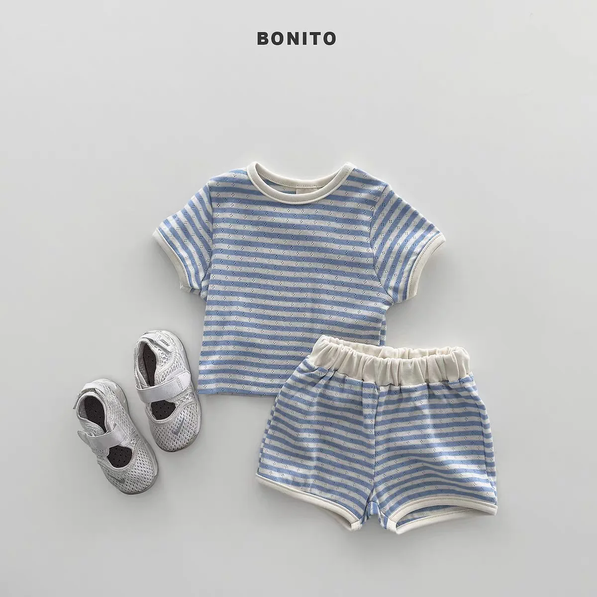 Koreanischer Stil Baby Sommer Gestreifter Anzug 0-4 Jahre Altes Kleinkind Baby Jungen Kleidung Lässiger Sportanzug Baby Neugeborenen Zubehör