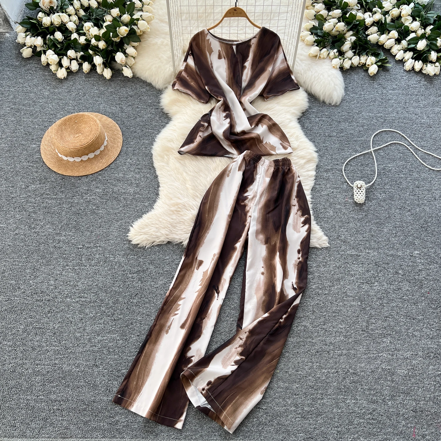 

Printed Women Summer Fashion Two Piece Suits Short Sleeve Top+Wide Leg Long Pants Streetwear Ladies Suits Two Piece Sets Outfits