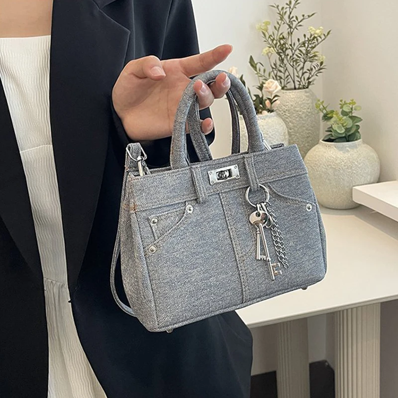 Women\'s Blue Denim Lock Bag Jeans Shape Multi-pocket Tote Bag New Denim Fashion Simple Shoulder Bag Purses And Handbags Girls