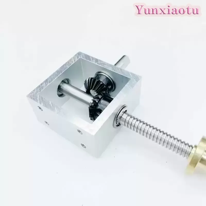 Miniature right angle steering hand crank screw linear lifting module guide box 1 to 1 gearbox angle commutator