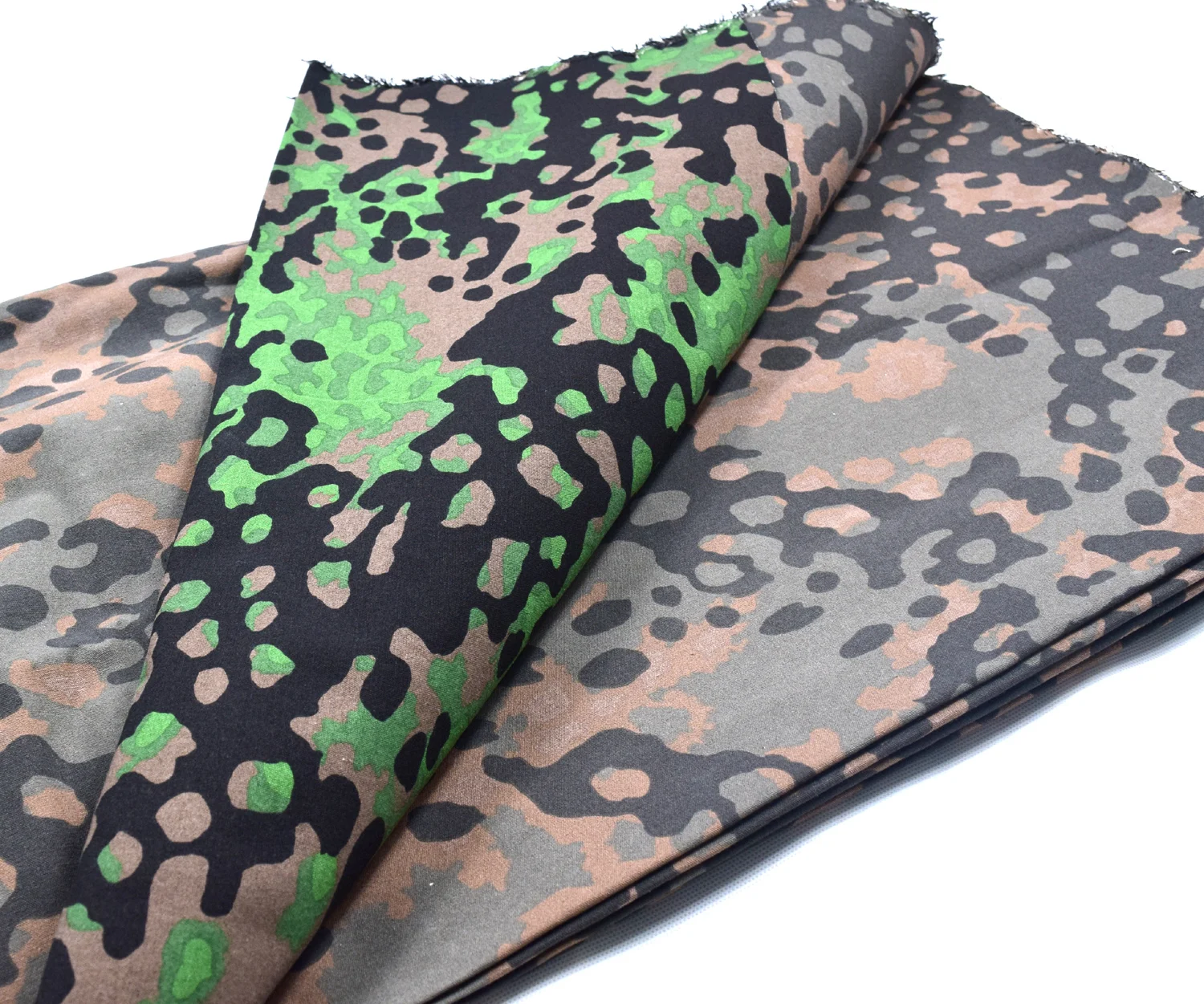 CAMO REVERSIBLE GERMAN PLANE TREE CAMOUFLAGE FABRIC COTTON