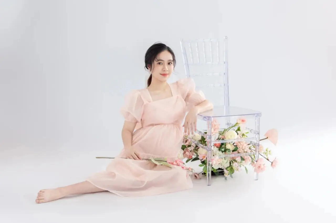 فستان وردي قصير الأكمام فساتين صور الأمومة فستان الحمل لالتقاط الصور فستان شبكي طويل