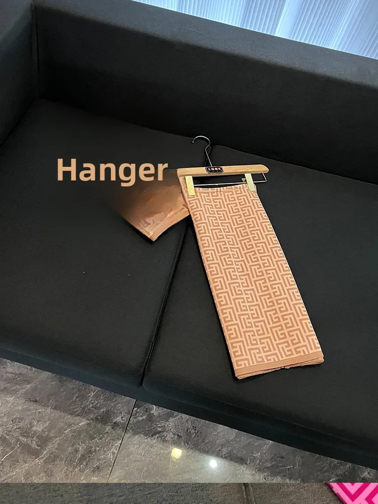 

Новое сексуальное поступление, элитный женский комплект с вязаной юбкой с запахом, U89, соблазнительная облегающая юбка с цветочной вышивкой для поездок на работу