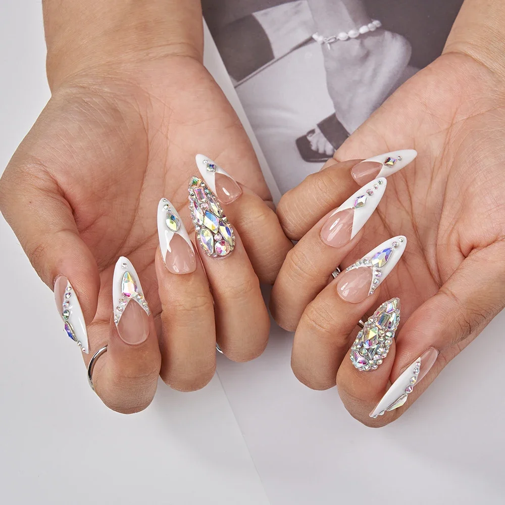

10pcs Set of French-Style Luxurious Sparkling Nude Almond Nail Tips with Full Rhinestones Featuring High-End Design False Nails