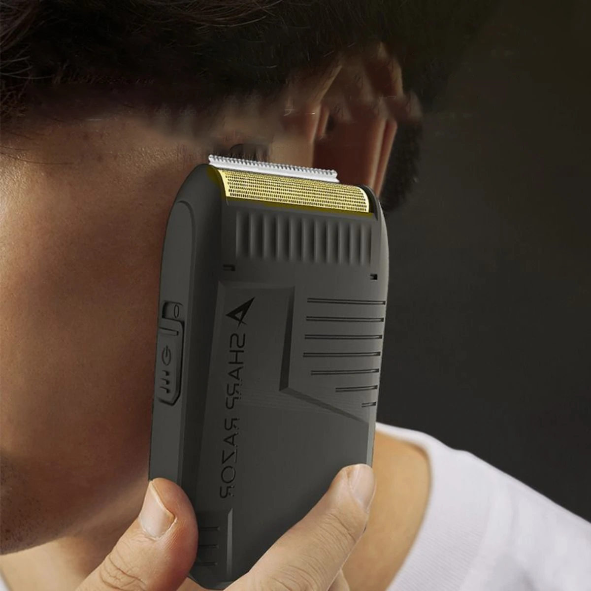 VGR Razor Professional Razor Electric Shaver Portable Beard Trimmer Finishing Shaving Machine Razor Mini Shaver for Men V-375