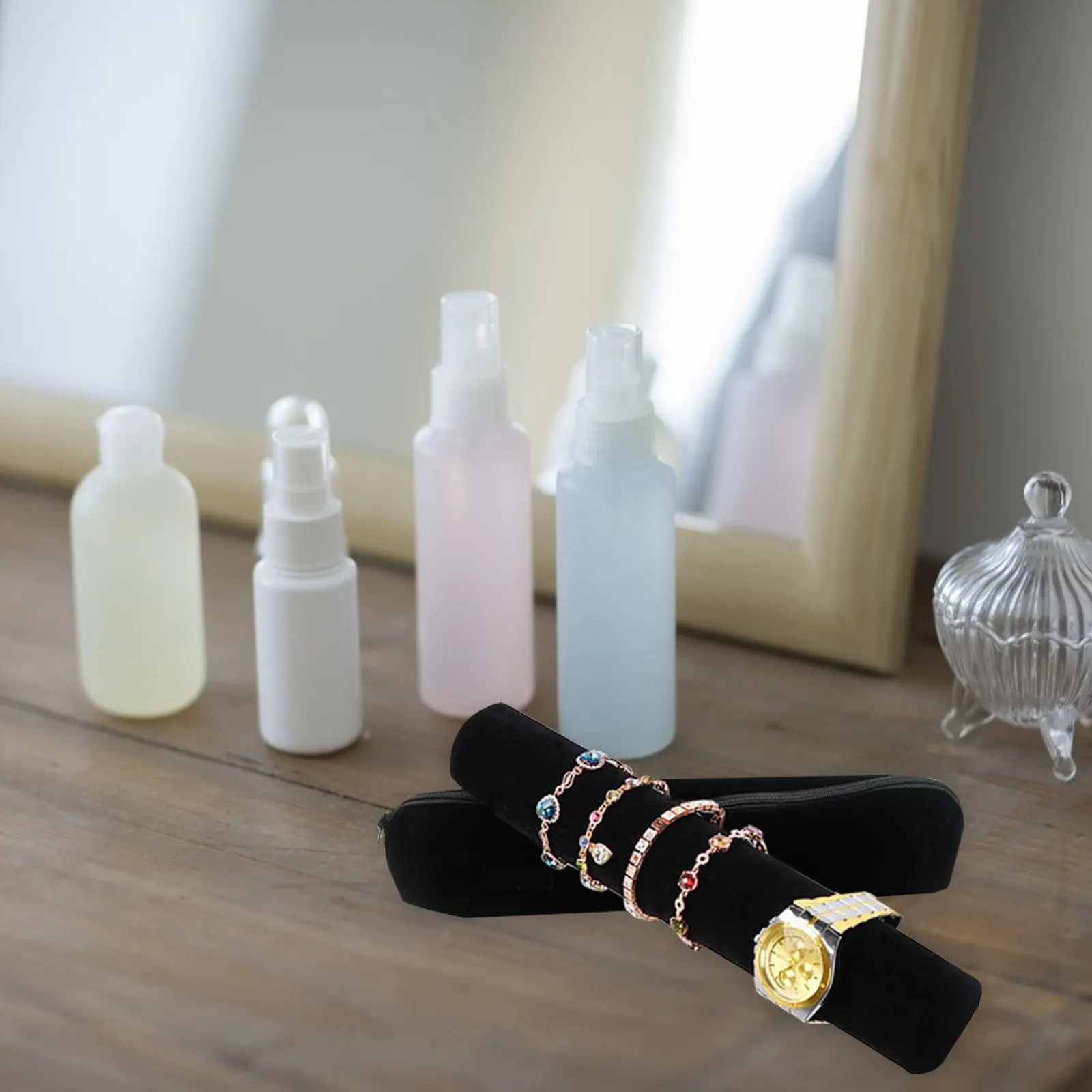 

1Set Jewelry Storage Roll Small Exquisite Soft Texture Bracelet Watch Storage Bag Travel Display Organizer Protection Case