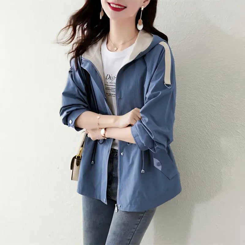 New Spring Style British Style Hooded Windbreaker Drawstring Waist-hugging Tooling Short Jacket