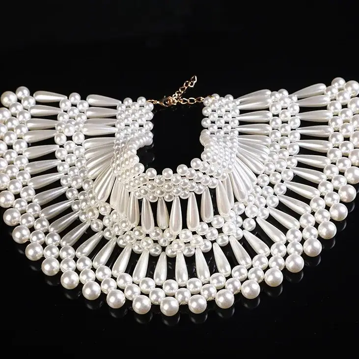 2023 European style luxury pearl shawl necklace hand woven hollow fan