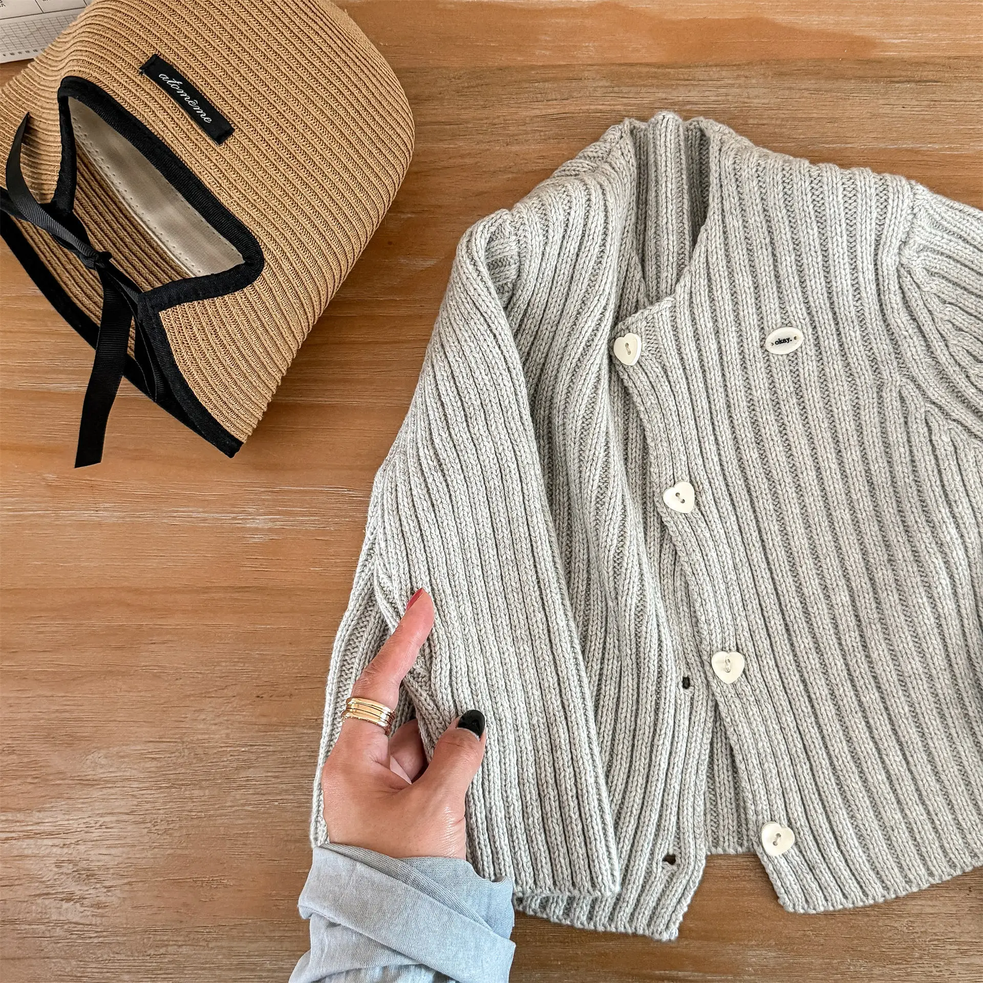 

2025 Autumn New Children Long Sleeve Knit Coat Solid Girls Knitted Jacket Baby Casual Sweater Cardigan Cotton Kids Clothes