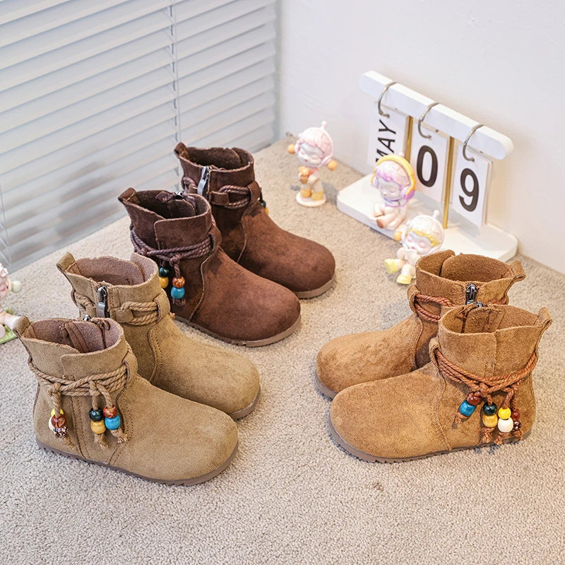 

Новые детские ретро-модные декоративные национальные ветровые ботинки с бисером, зимние детские модные ботинки принцессы для маленьких девочек.