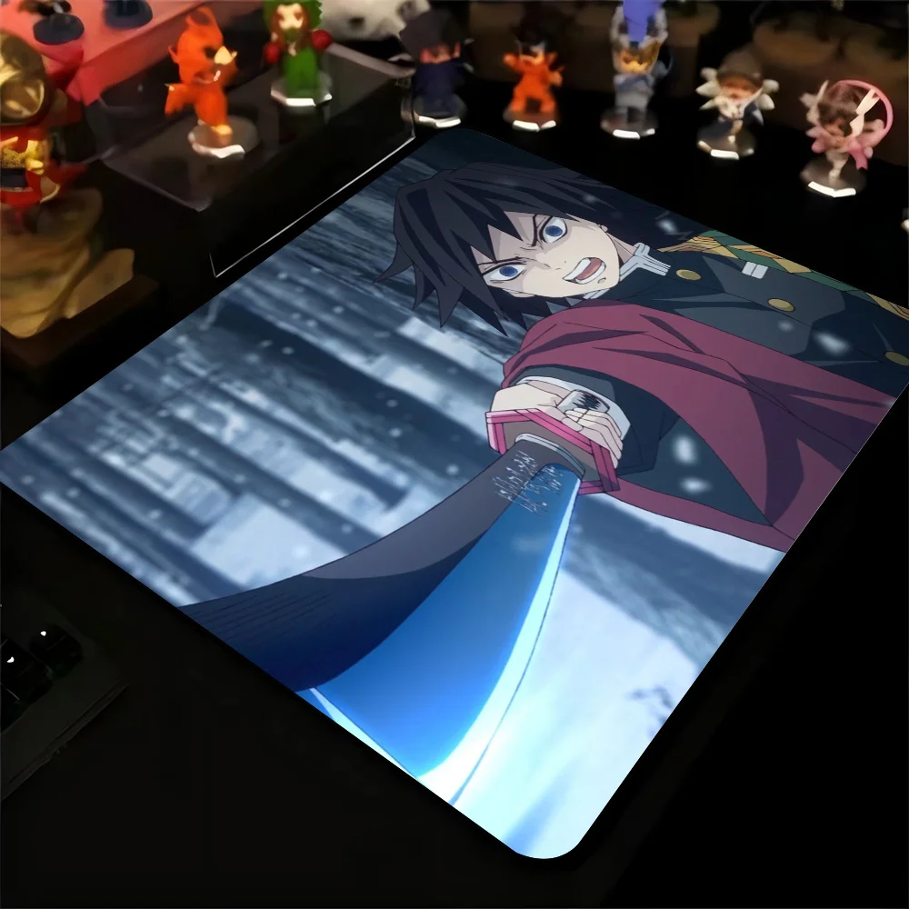 Tomioka Giyuu Demon Slayer Anime Mousepad Small LockEdge Mouse Pad For Gamers Computer Desk Pad Rectangular Anti-slip Rubber