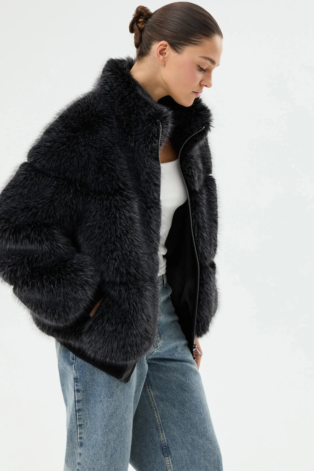 IG 2026 Women Stand Collar Zip Up Horizontal Stripe Faux Fur Jacket Oversized Loose Soft Warm Winter Trendy Outerwear Coat