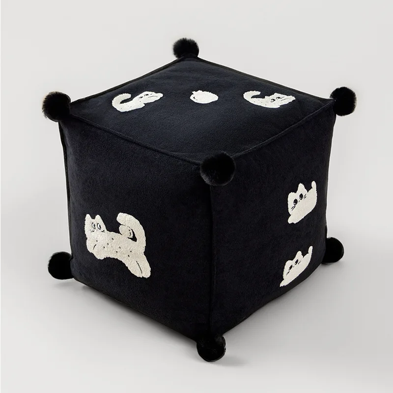 

Small stool, household shoe changing stool, door stool